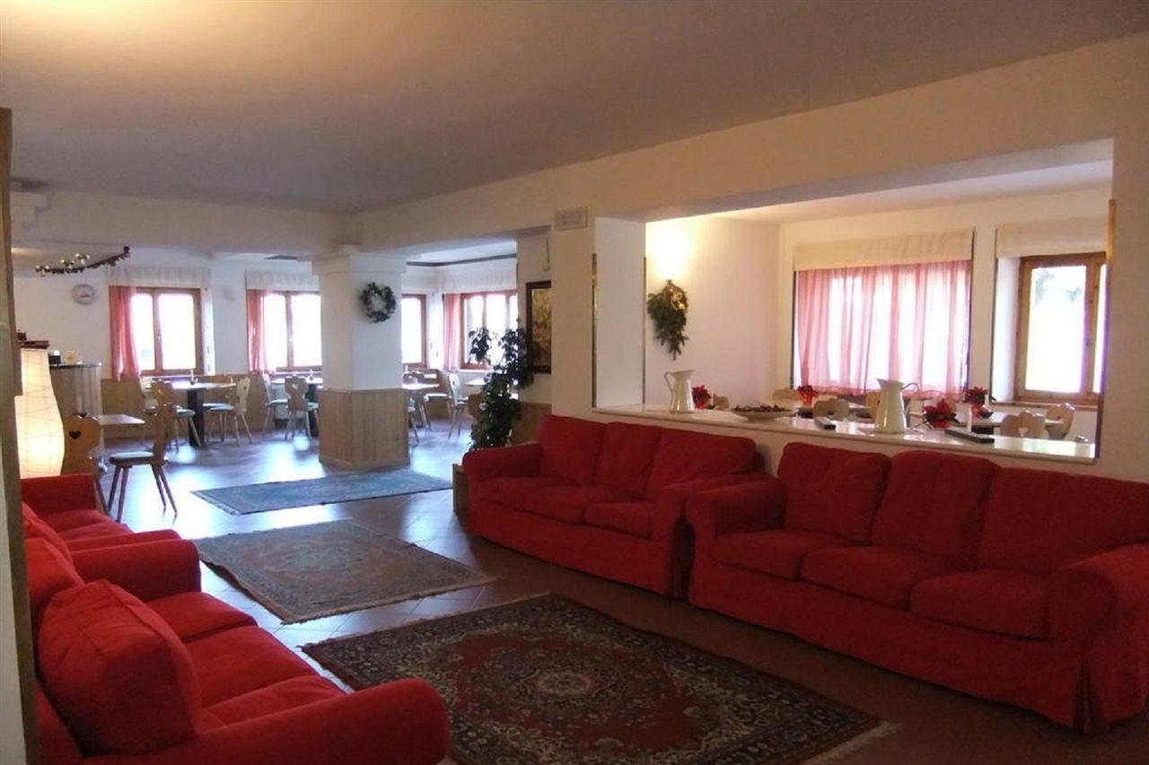 Life Hotels Des Alpes Фолгария Екстериор снимка