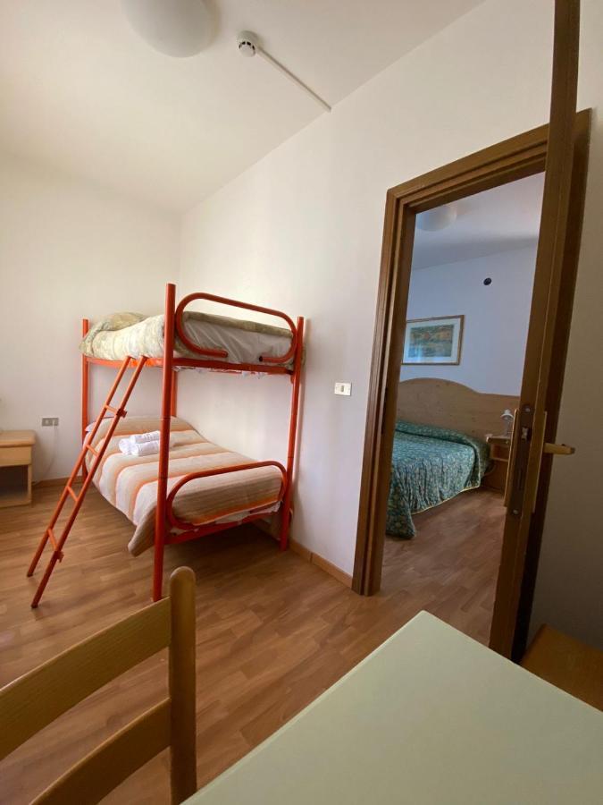 Life Hotels Des Alpes Фолгария Екстериор снимка
