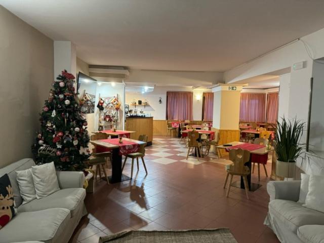 Life Hotels Des Alpes Фолгария Екстериор снимка