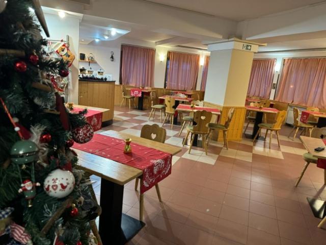 Life Hotels Des Alpes Фолгария Екстериор снимка